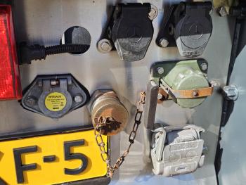 AROCS 3345 / 6x2 / CONTAINER SYSTEM / CABLE